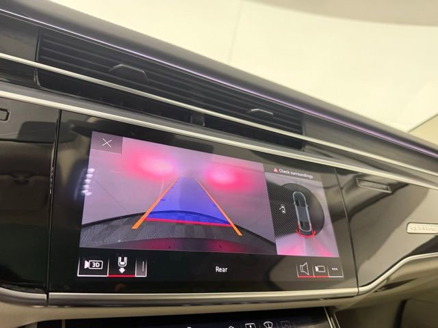 Used 2021 Audi A8 L 4.0T w/ Luxury Package image 20