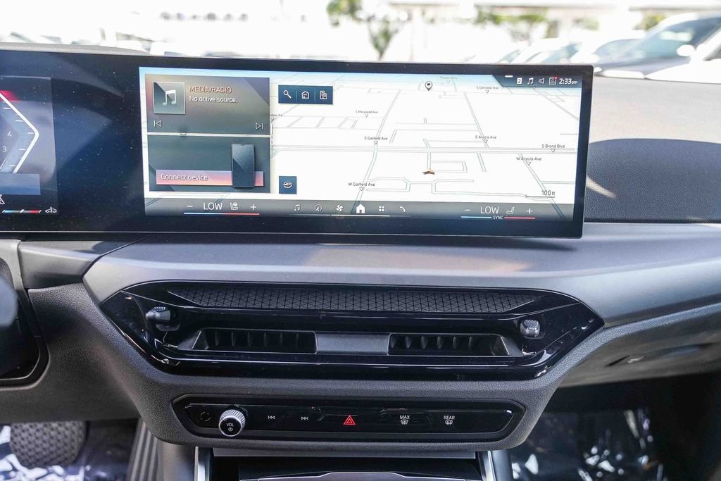 Used 2025 BMW 230i Coupe RWD image 13
