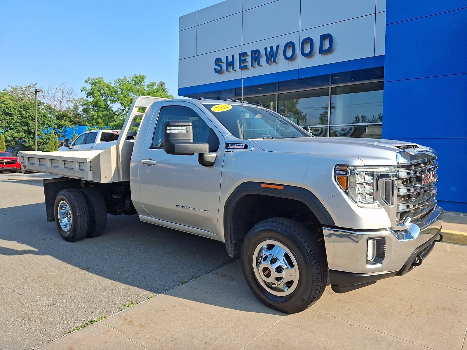 Used 2022 GMC Sierra 3500 SLE w/ SLE Convenience Package AWD/4WD image 1