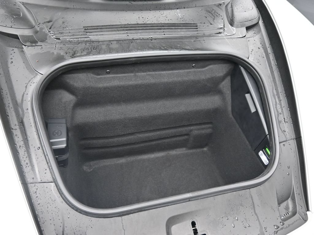 Certified 2025 Porsche 911 Carrera RWD image 17