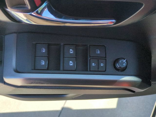Used 2019 Toyota Tacoma TRD Sport w/ Technology Package AWD/4WD image 29