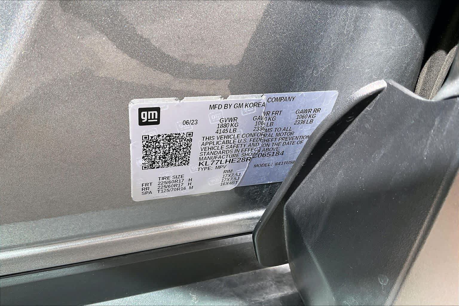 Used 2024 Chevrolet Trax LT w/ Driver Confidence Package FWD image 30