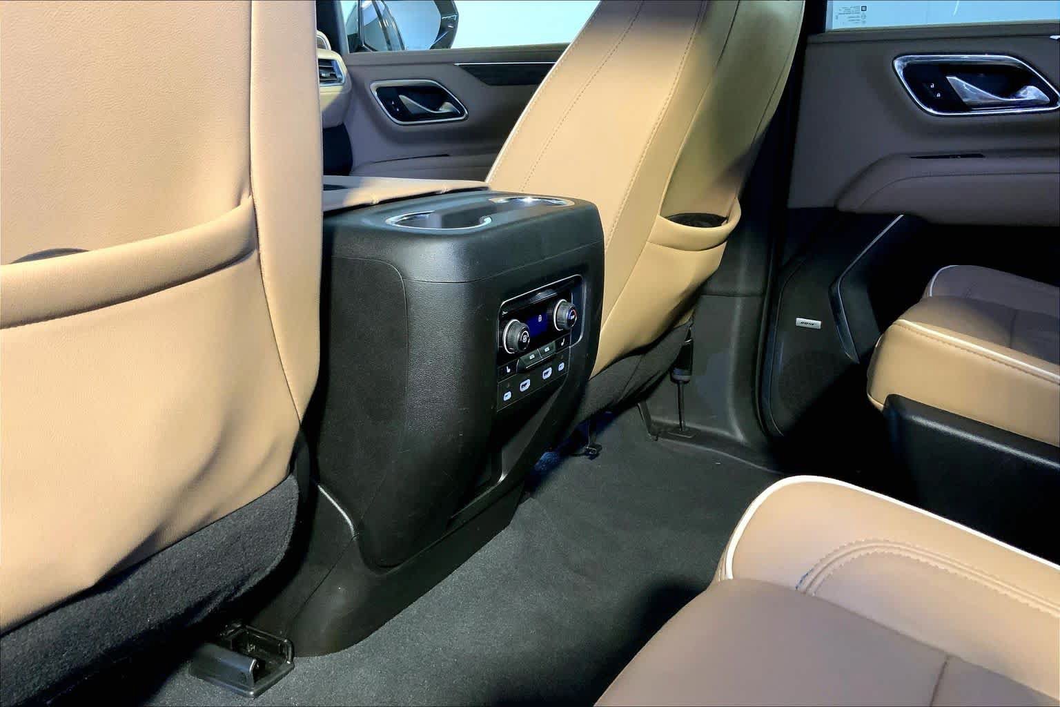 Used 2023 Chevrolet Tahoe Premier w/ Advanced Technology Package AWD/4WD image 36