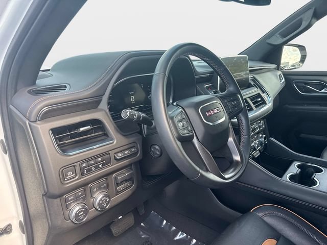 Used 2023 GMC Yukon AT4 w/ AT4 Premium Plus Package AWD/4WD image 19