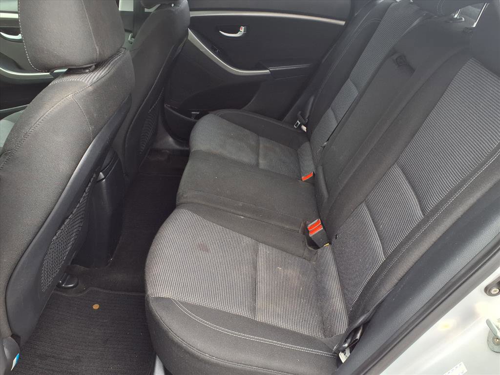 Used 2016 Hyundai Elantra GT image 7