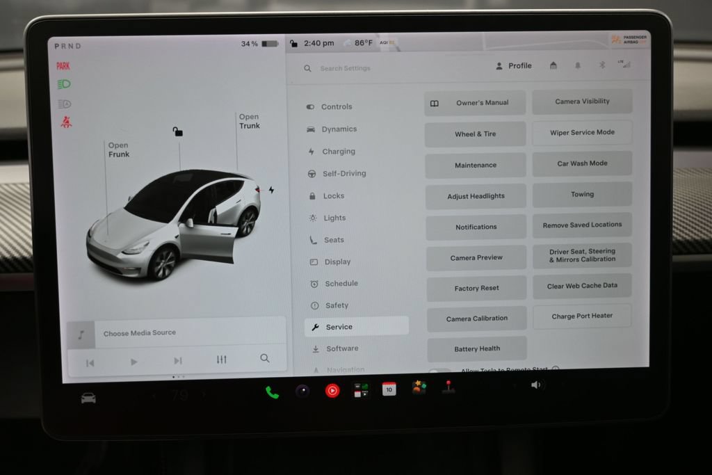 Used 2021 Tesla Model Y Long Range AWD/4WD image 29