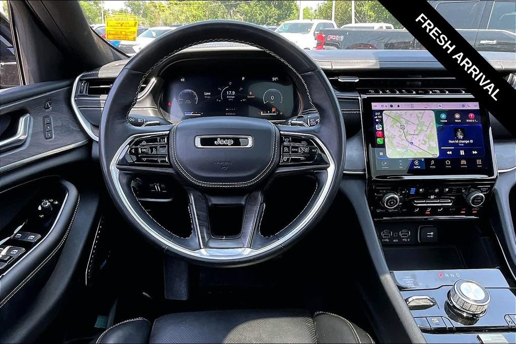 Used 2021 Jeep Grand Cherokee L Overland w/ Luxury Tech Group IV AWD/4WD image 11