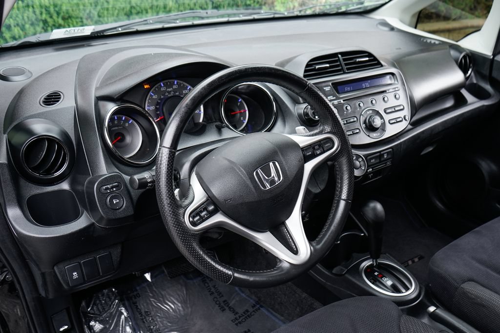 Used 2013 Honda Fit Sport image 18