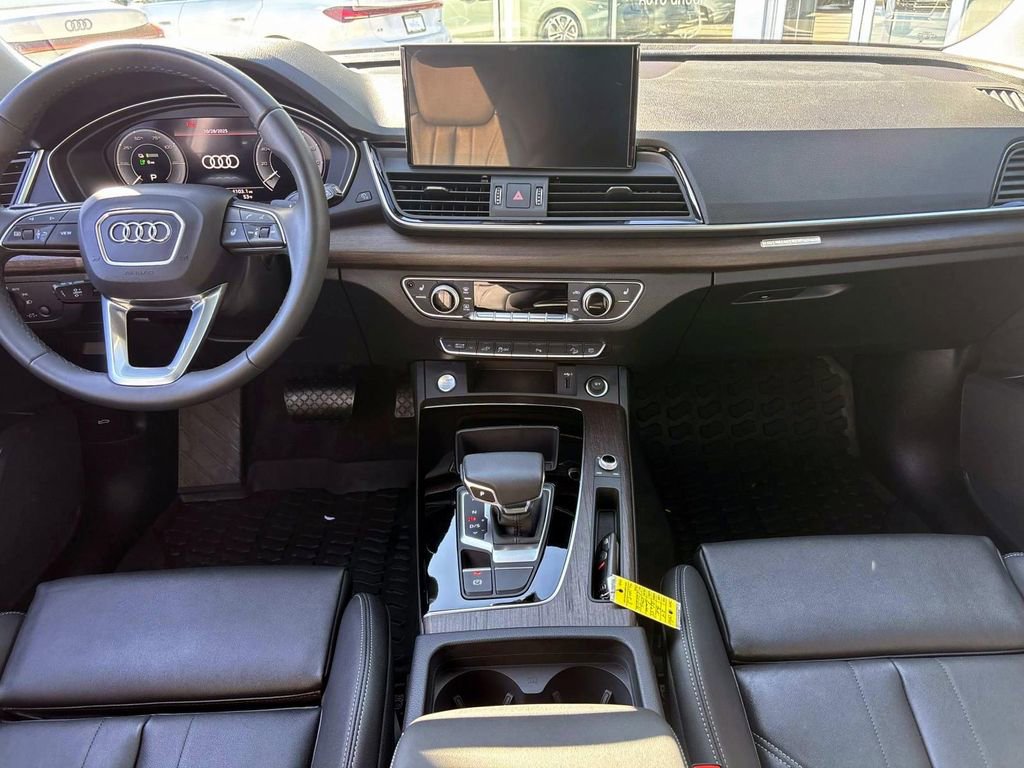 Used 2024 Audi Q5 e Premium image 30