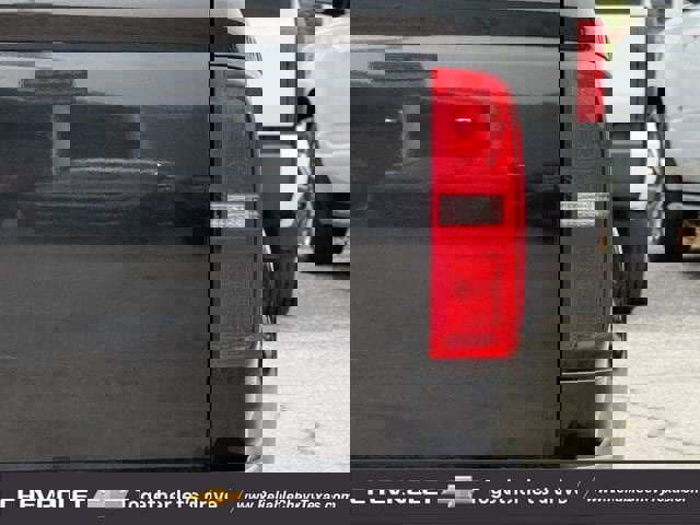 Used 2016 Chevrolet Colorado LT w/ Midnight Edition image 8