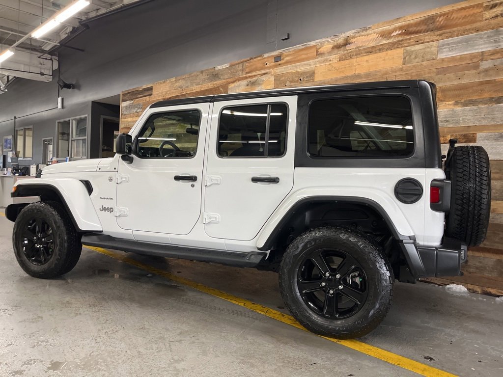 Used 2021 Jeep Wrangler Unlimited Sahara w/ Dual Top Group image 19