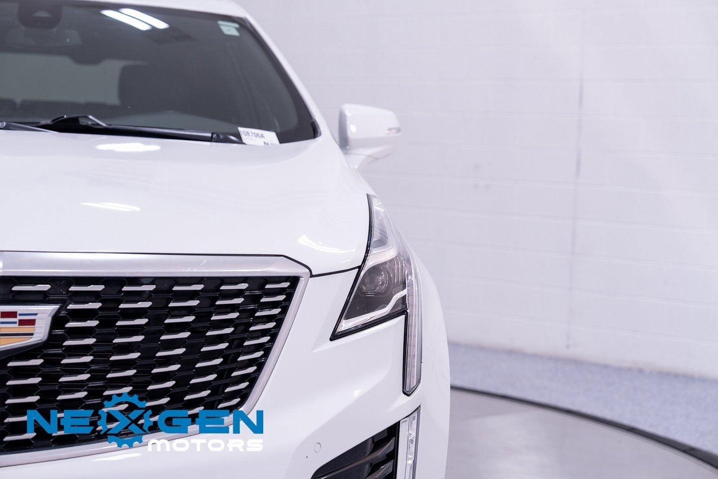 Used 2021 Cadillac XT5 Premium Luxury image 8