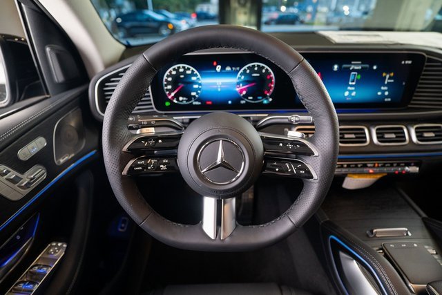 New 2026 Mercedes-Benz GLS 450 4MATIC image 27
