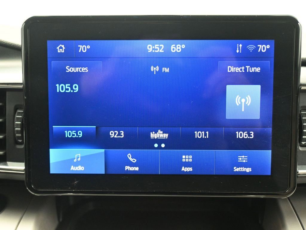 Used 2024 Ford Explorer XLT w/ Equipment Group 202A image 23