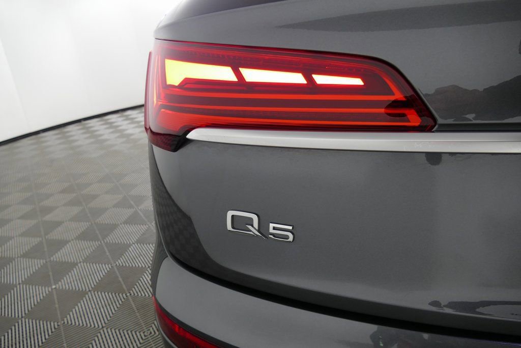 Certified 2022 Audi Q5 2.0T Premium Plus w/ Premium Plus Package AWD/4WD image 34