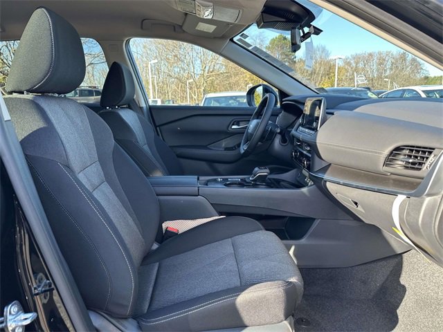 New 2026 Nissan Rogue SV image 10