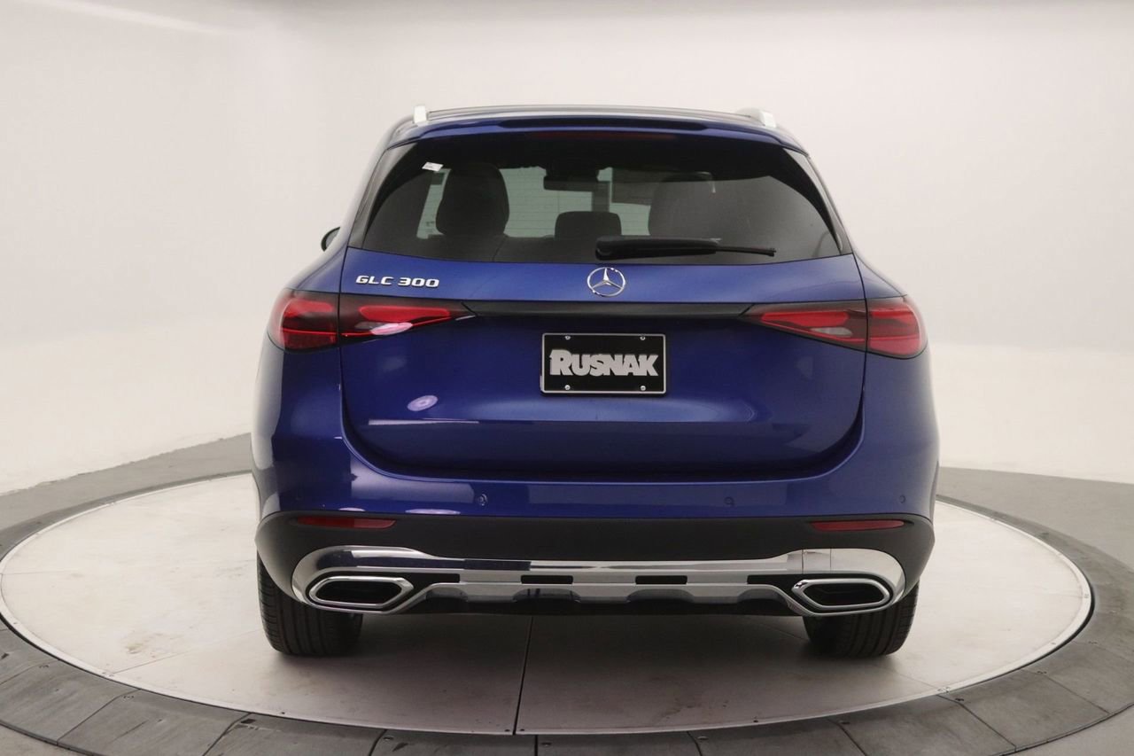 New 2026 Mercedes-Benz GLC 300 image 3