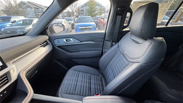 New 2026 Ford Explorer ST-Line w/ ST-Line Street Pack image 29