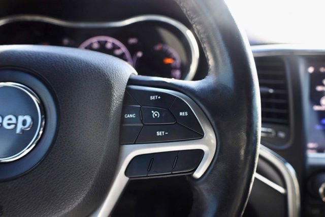 Used 2018 Jeep Grand Cherokee Limited image 26