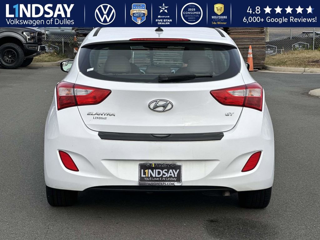 Used 2016 Hyundai Elantra GT image 5