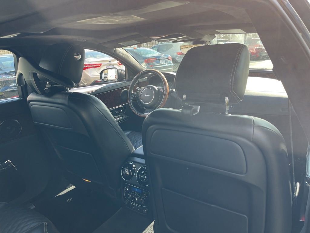 Used 2019 Jaguar XJ AWD image 22