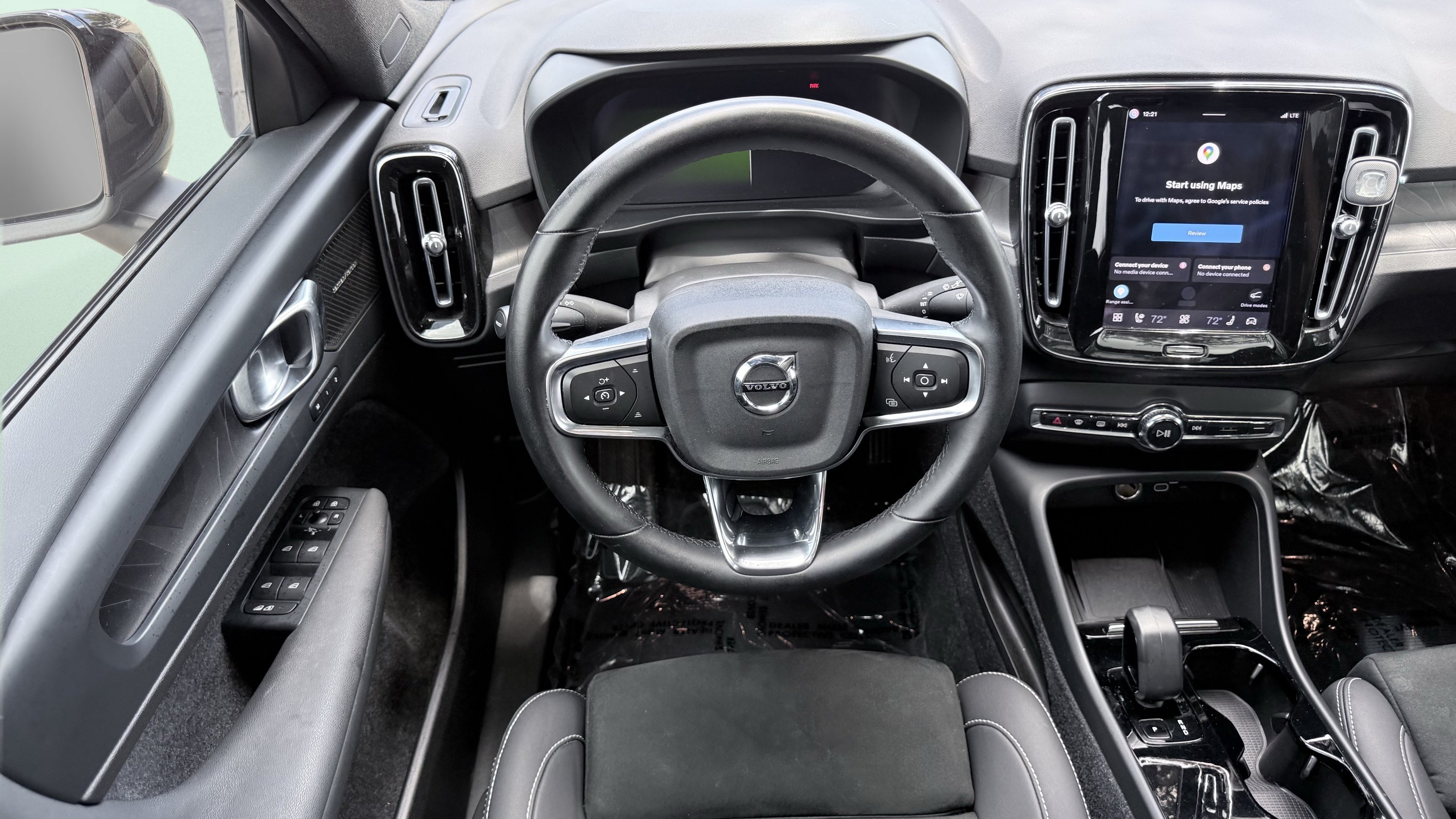 Used 2023 Volvo XC40 Recharge Ultimate AWD/4WD image 49