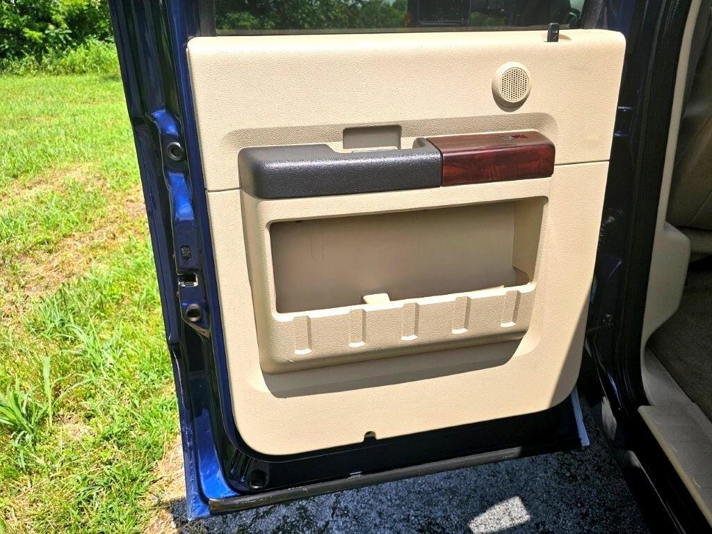 Used 2010 Ford F250 Lariat AWD/4WD image 36