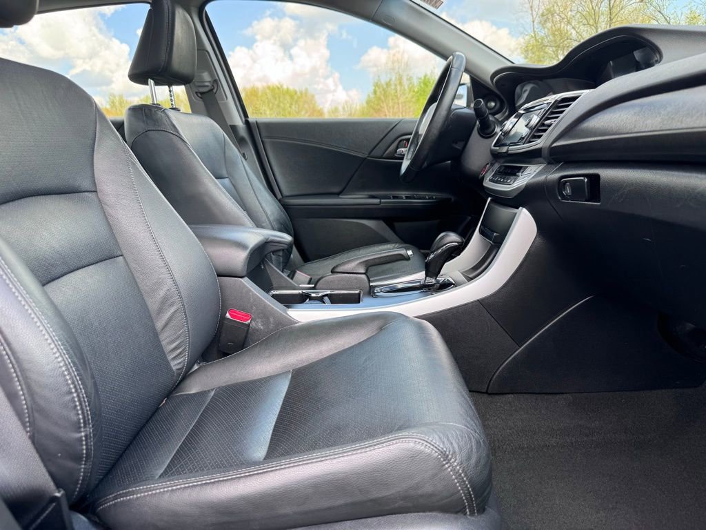 Used 2013 Honda Accord EX-L image 18