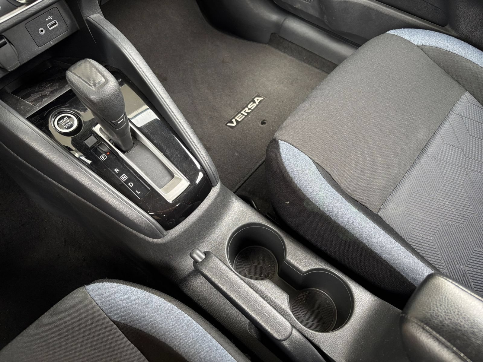 Used 2025 Nissan Versa SV w/ Trunk Package FWD image 40