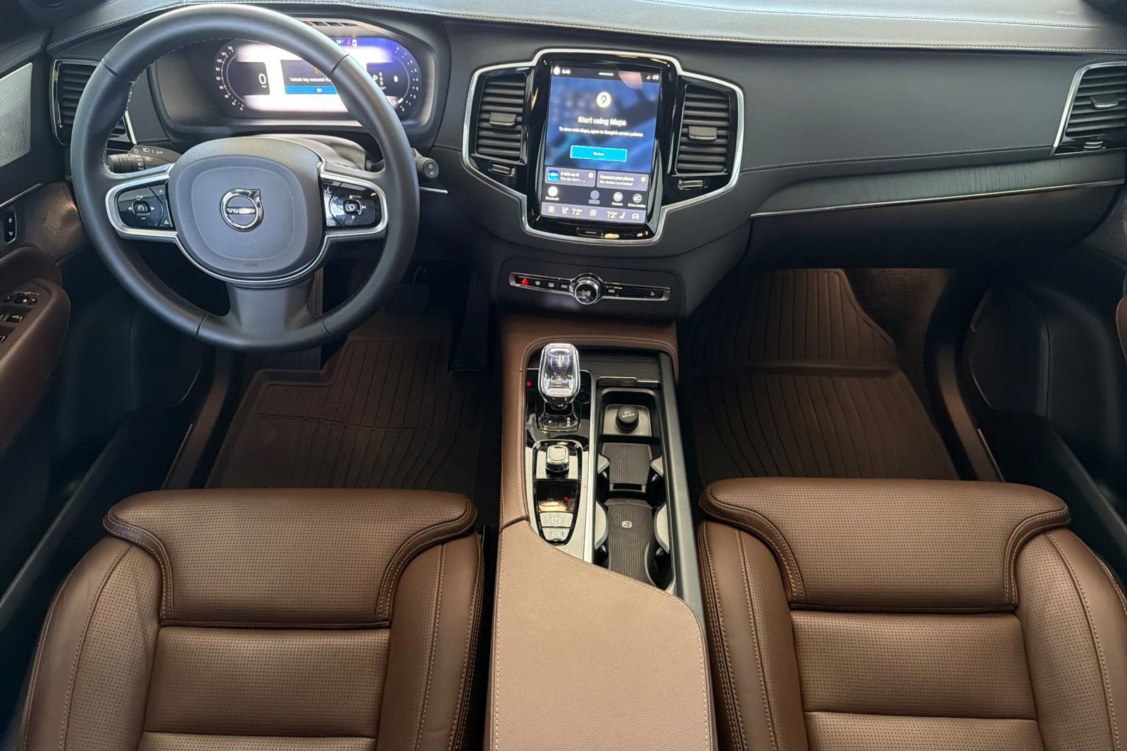 Used 2025 Volvo XC90 B6 Ultra w/ Lounge Package AWD/4WD image 14