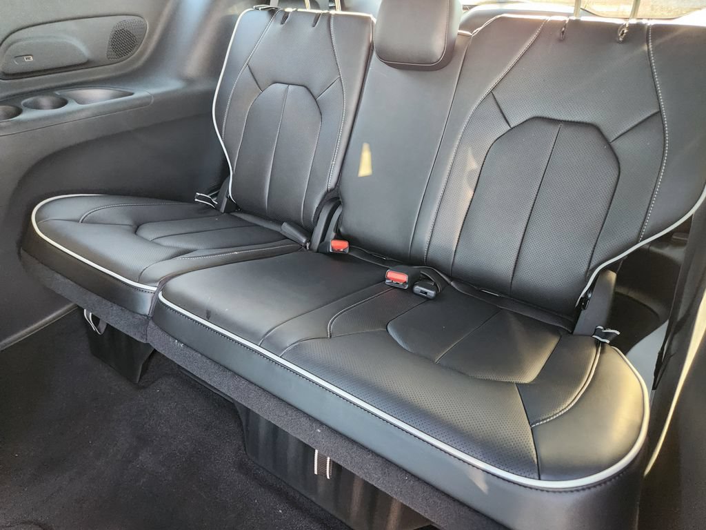 New 2026 Chrysler Pacifica Limited w/ S Appearance Package FWD image 22