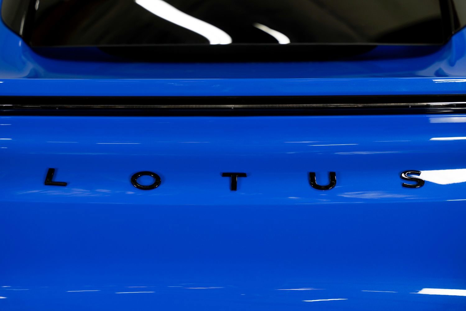 Used 2024 Lotus Emira First Edition image 23