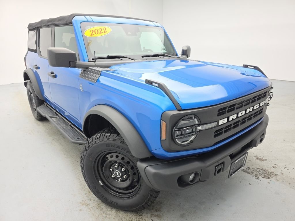 Used 2022 Ford Bronco Black Diamond image 4