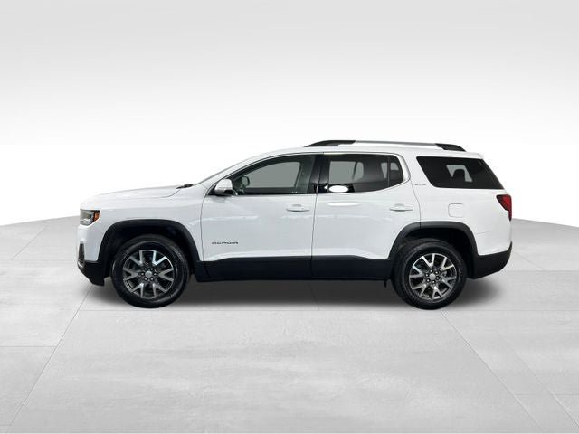 Used 2023 GMC Acadia SLE w/ Driver Convenience Package FWD image 3