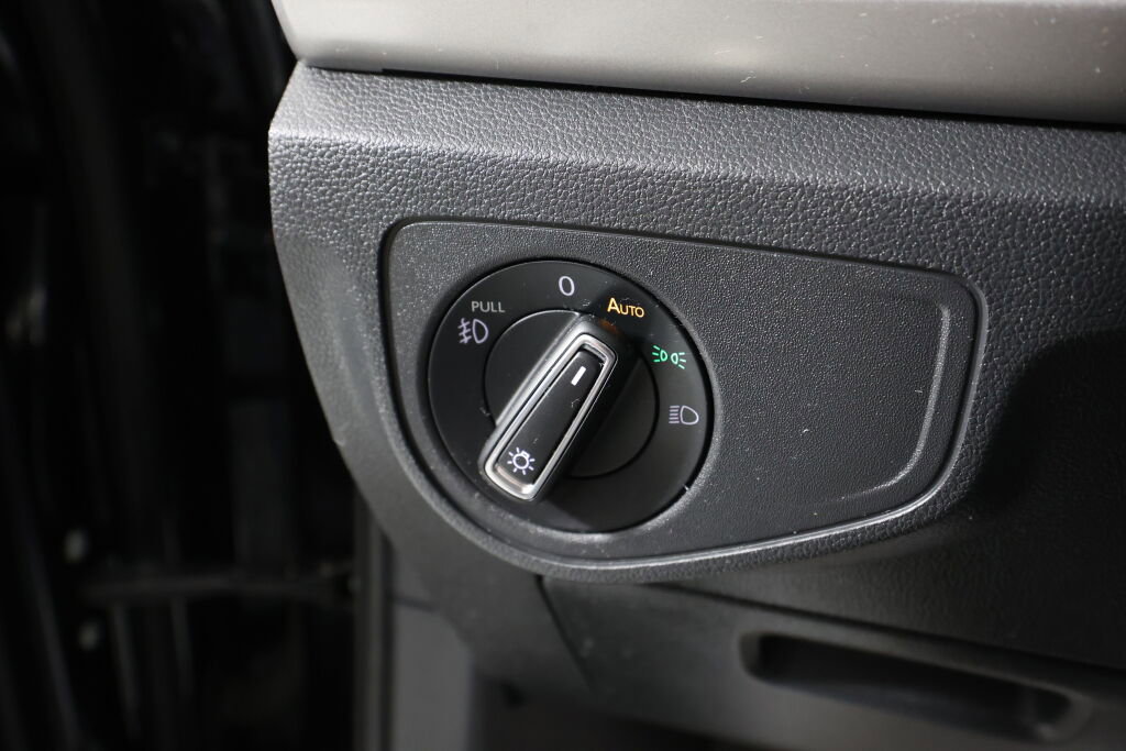 Used 2019 Volkswagen Atlas SEL R-Line image 33