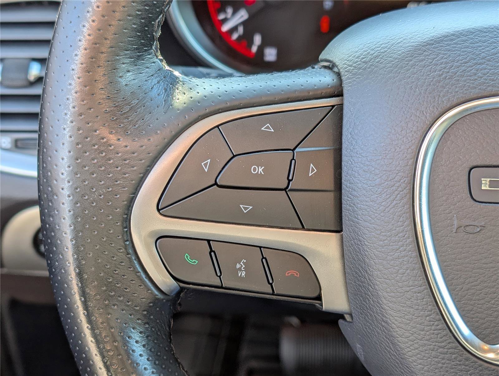 Used 2020 Dodge Durango SXT image 21