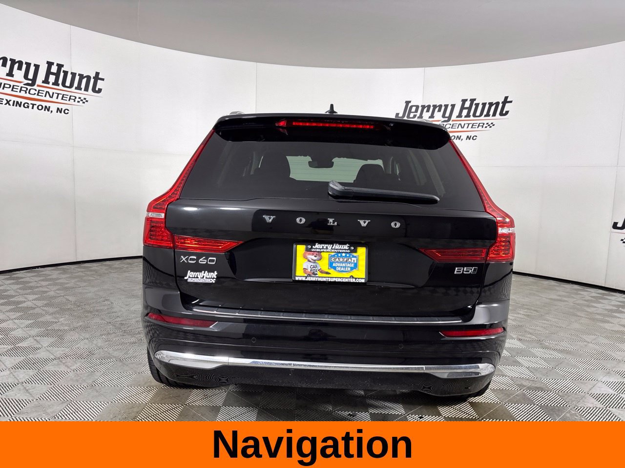 Used 2023 Volvo XC60 B5 Plus AWD/4WD image 7