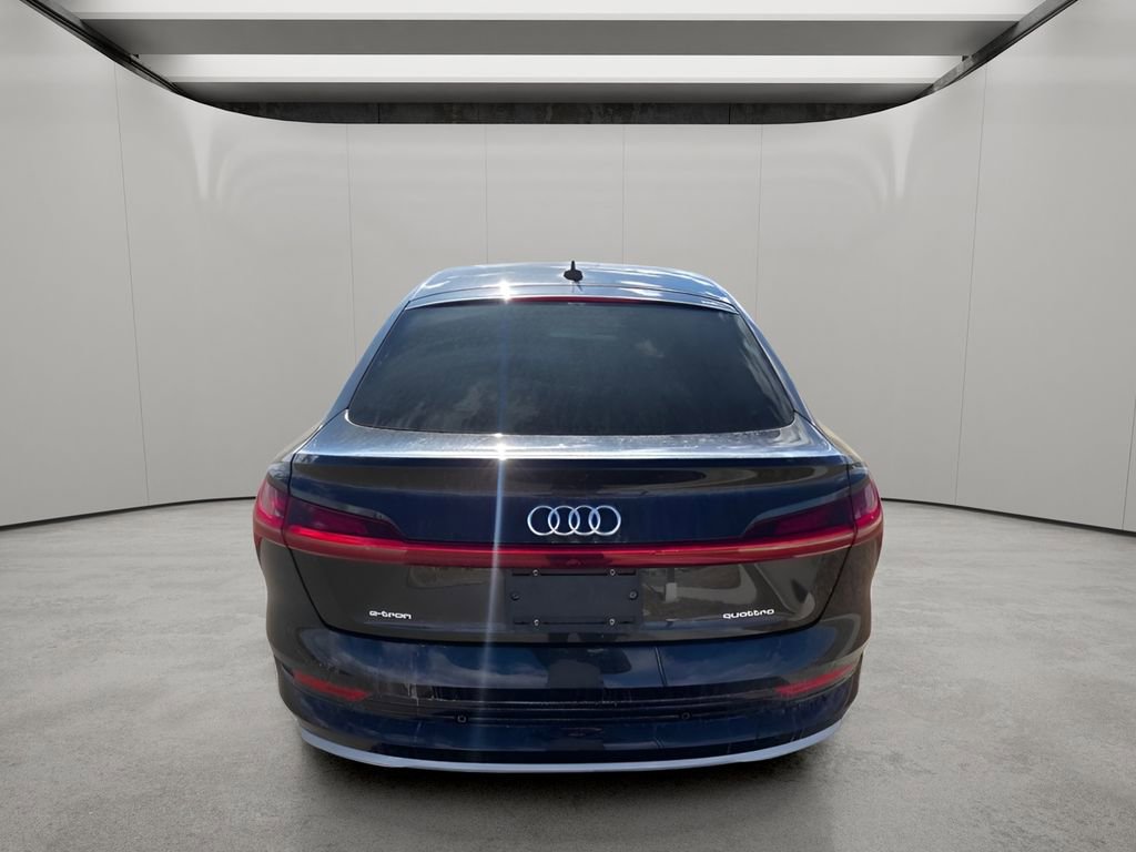 Used 2020 Audi e-tron Premium Plus image 4