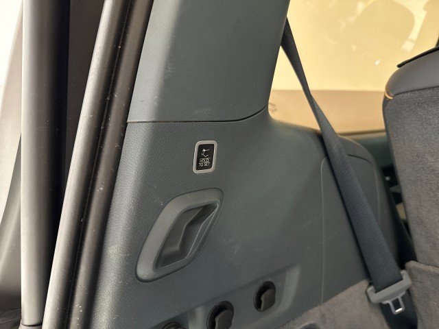 Used 2022 Jeep Grand Wagoneer Series II w/ Premium Group II image 95