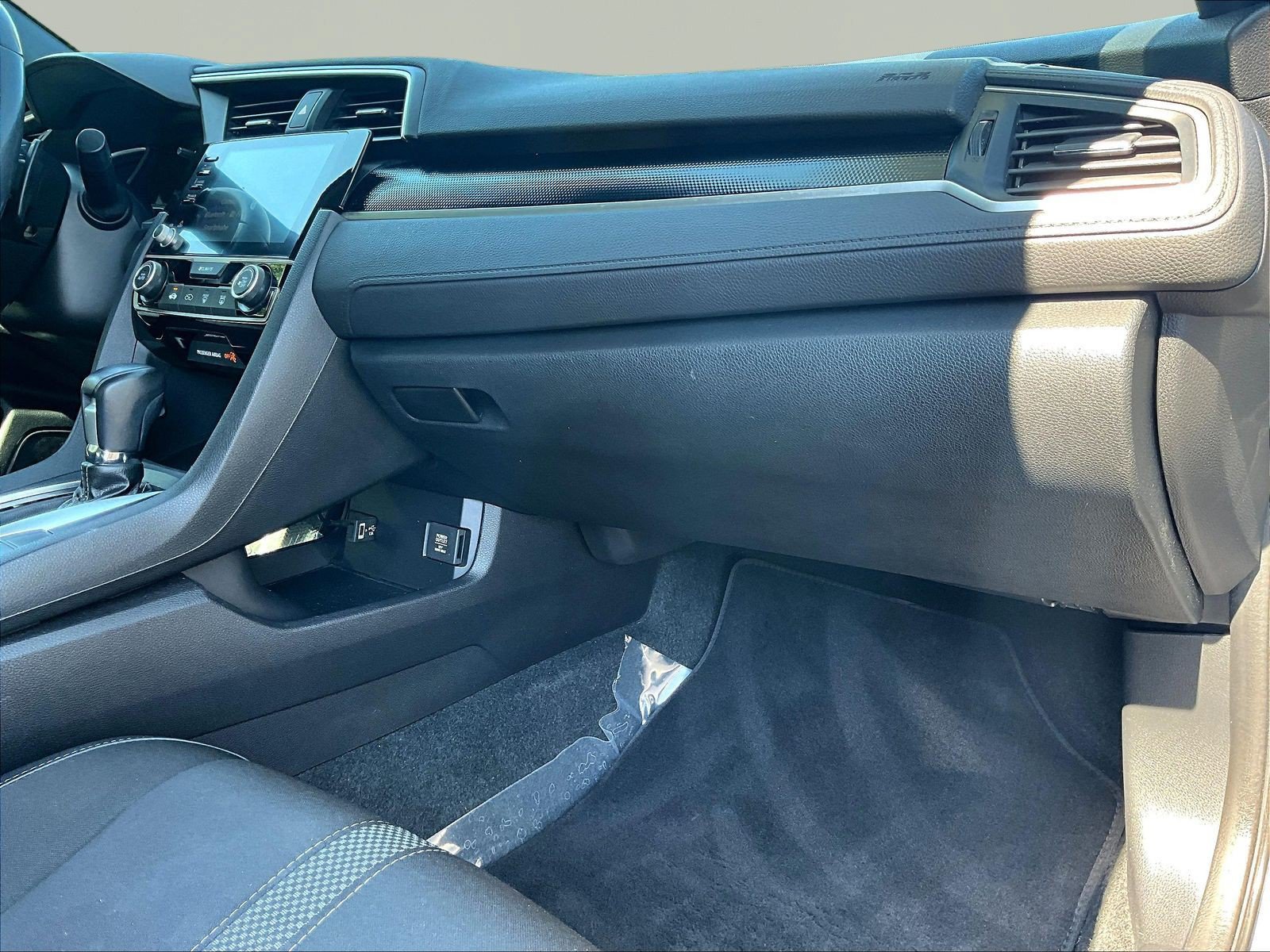 Used 2019 Honda Civic Sport image 25
