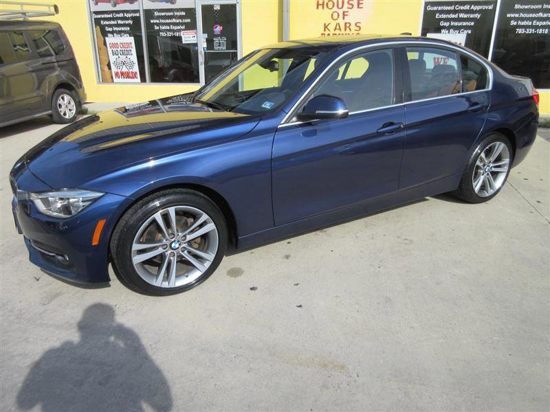 Used 2018 BMW 330i xDrive Sedan w/ Convenience Package image 4