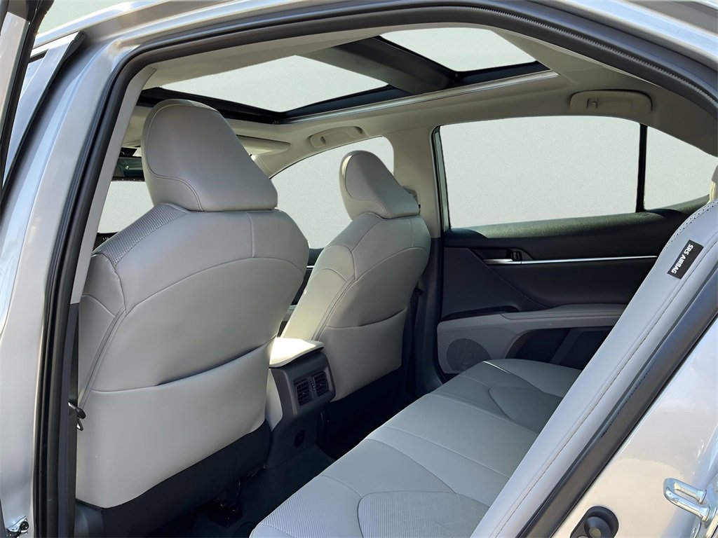 Used 2023 Toyota Camry XSE image 39