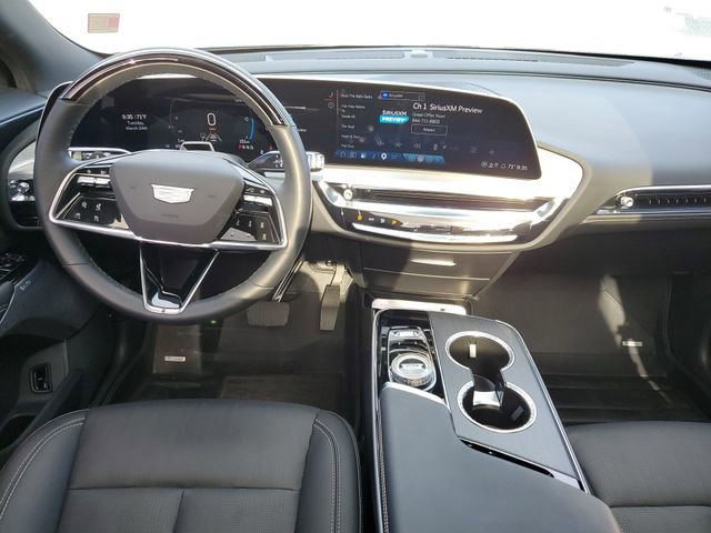 Used 2024 Cadillac Lyriq Sport image 9