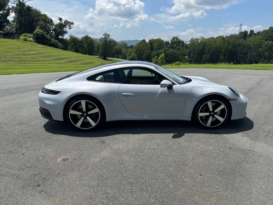 Certified 2025 Porsche 911 Carrera S image 8
