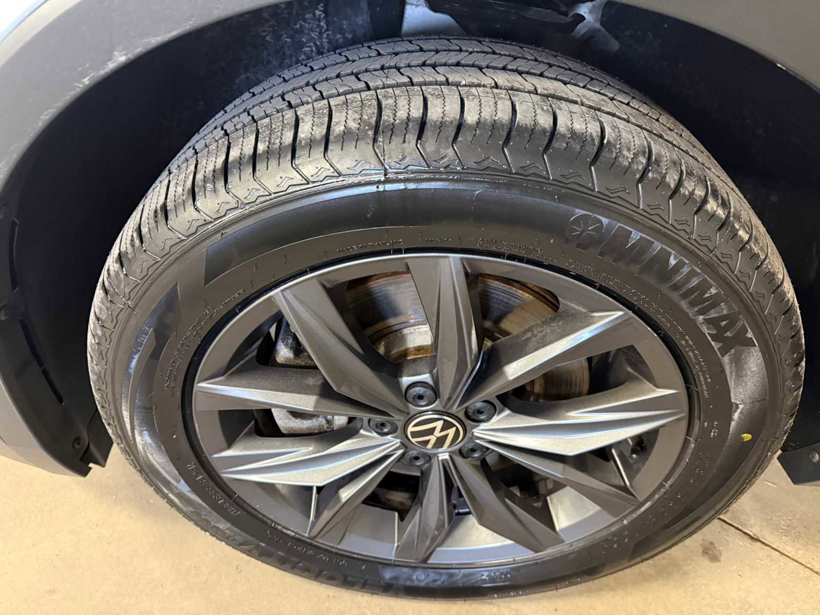 Certified 2022 Volkswagen Tiguan SE FWD image 8