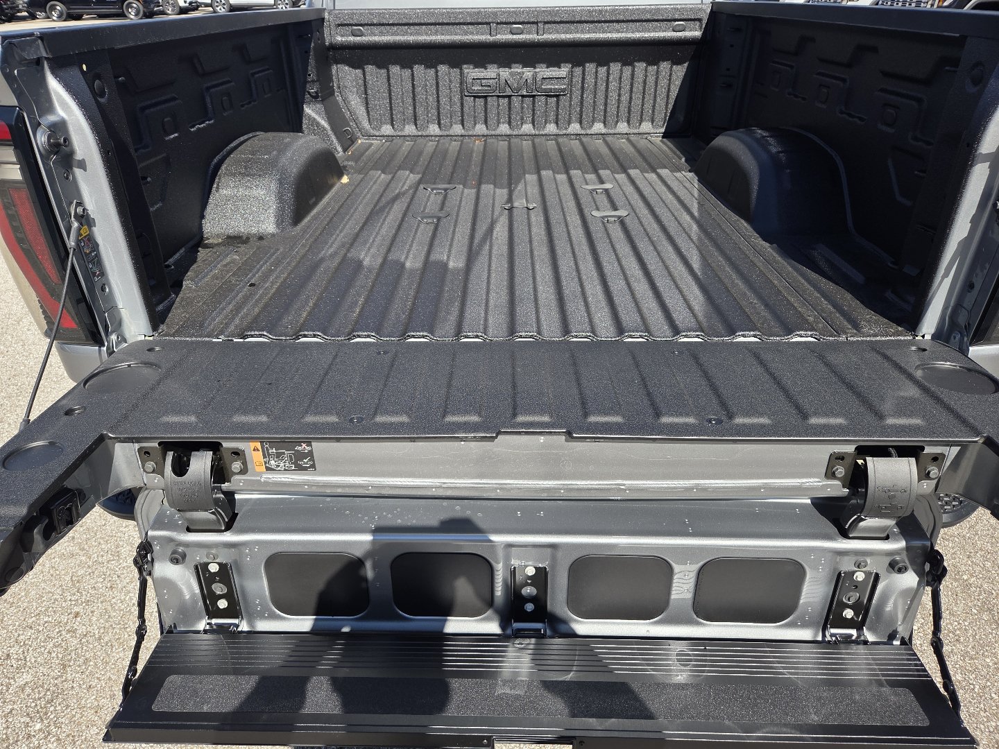 New 2026 GMC Sierra 2500 AT4 w/ AT4 Premium Plus Package AWD/4WD image 25