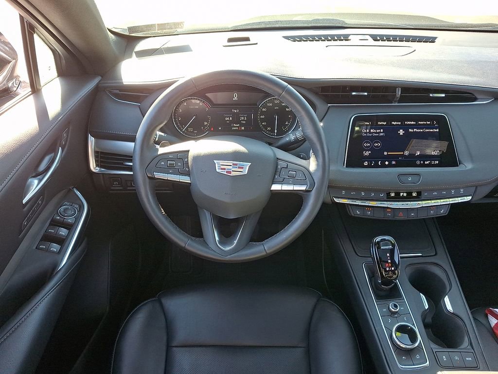 Used 2023 Cadillac XT4 Premium Luxury image 12