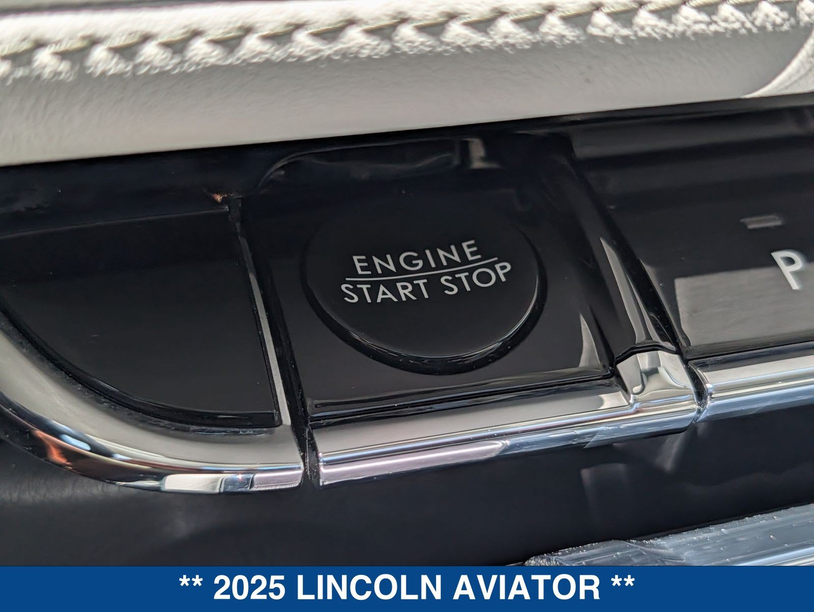 Used 2025 Lincoln Aviator AWD w/ Equipment Group 101A image 37