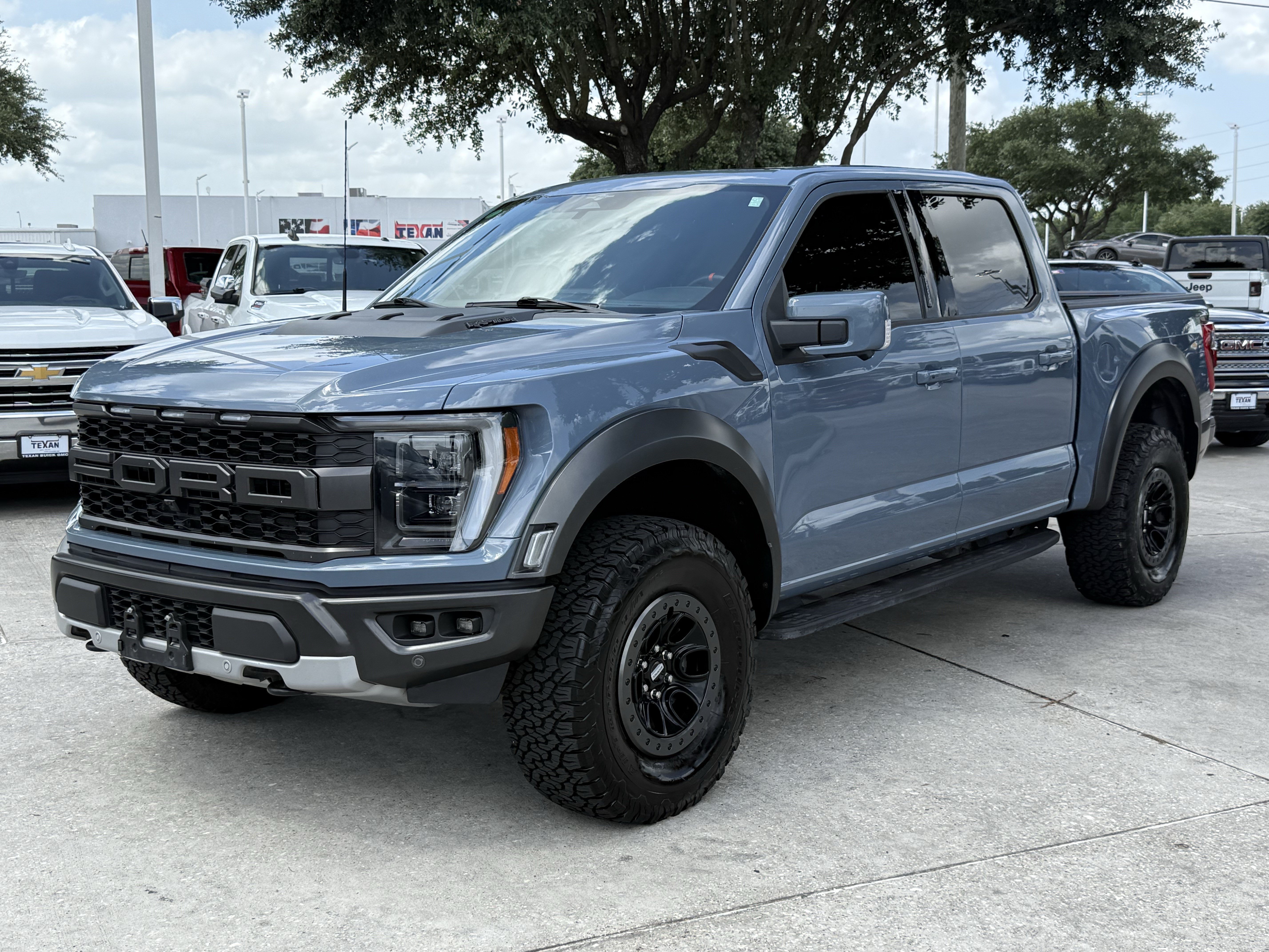 Used 2023 Ford F150 Raptor w/ Raptor Carbon Fiber Package AWD/4WD image 9