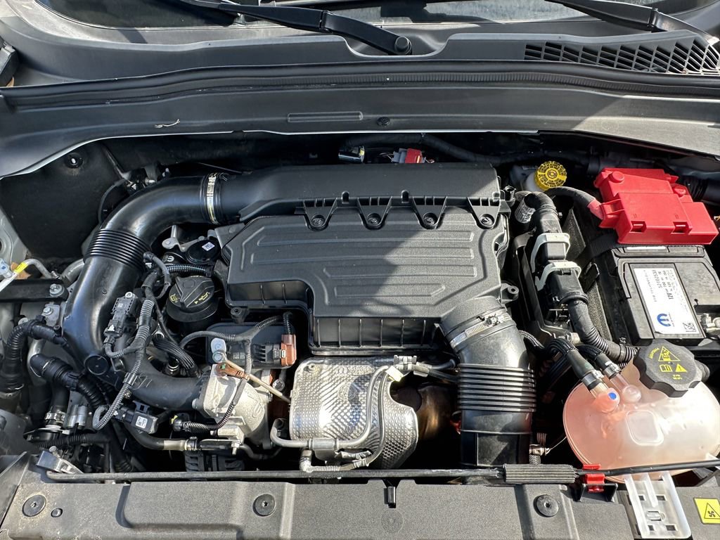 Used 2023 Jeep Renegade Latitude image 12